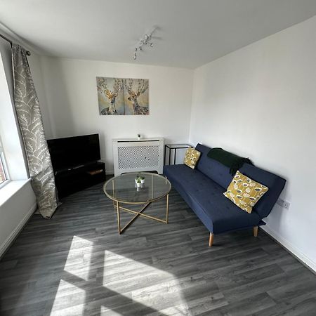 Suites By Rehoboth - Abbey Wood Station - London Zone 4 Buitenkant foto